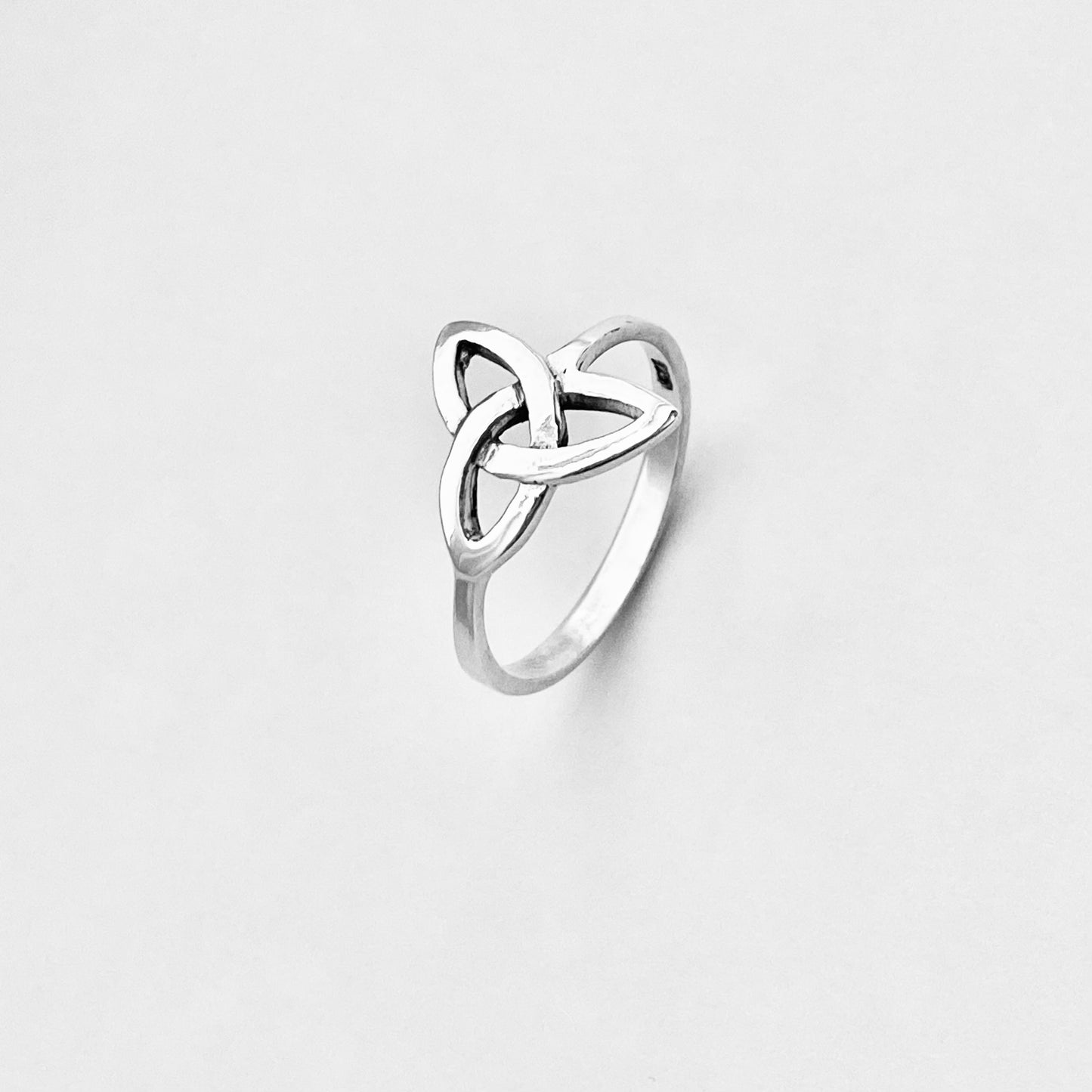Sterling Silver Classic Triquetra Ring, Celtic Love Knots Silver Rings