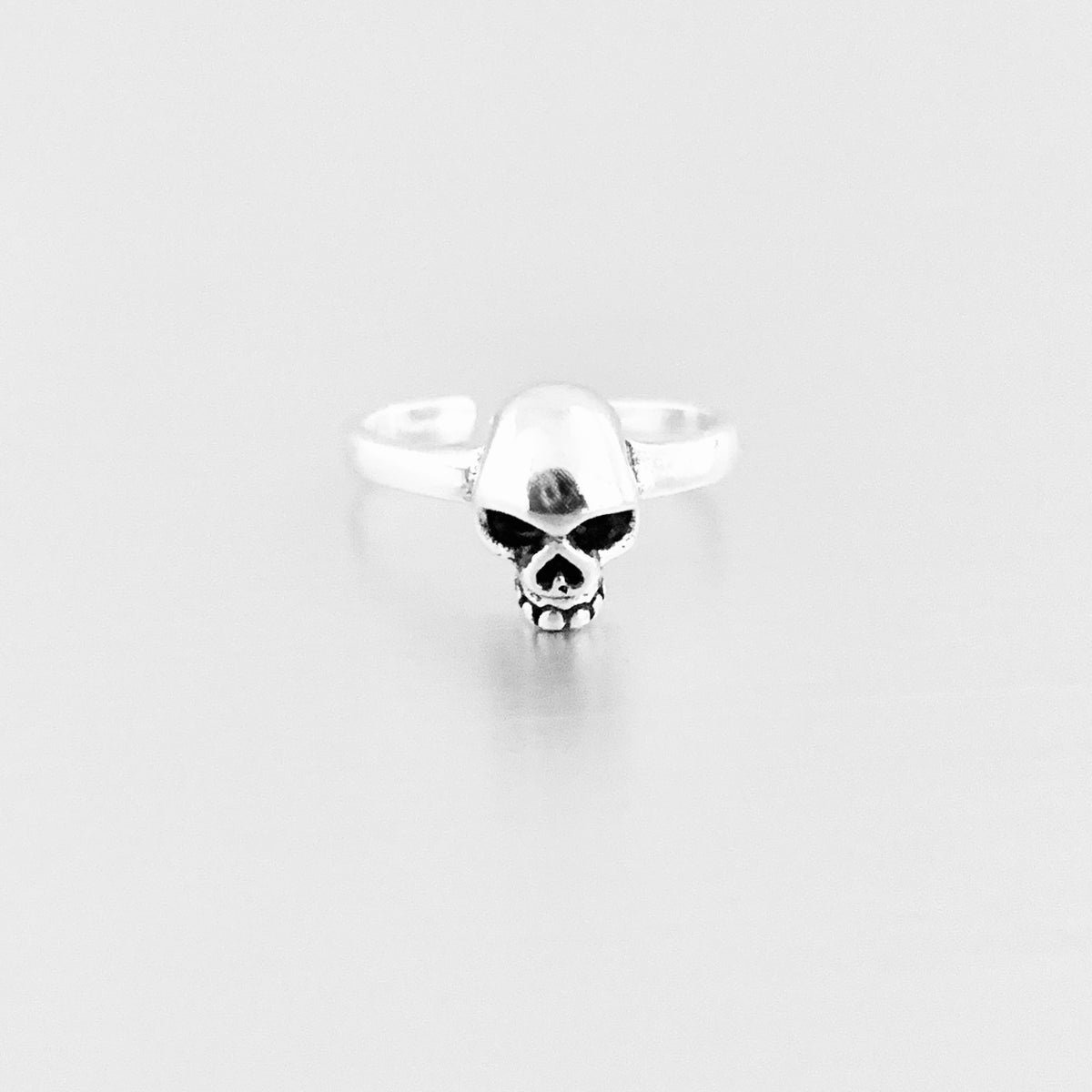 925 Sterling Silver Skull Toe Ring – Gothic Skeleton Head Jewelry