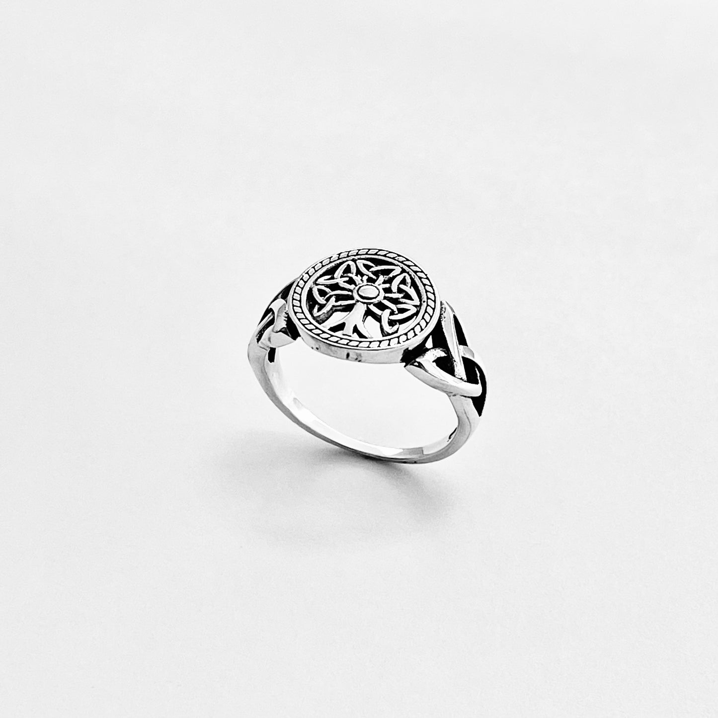 Sterling Silver Little Triquetras Tree of Life Ring with Side Celtic, Fortune Jewelry, Trinity Knots