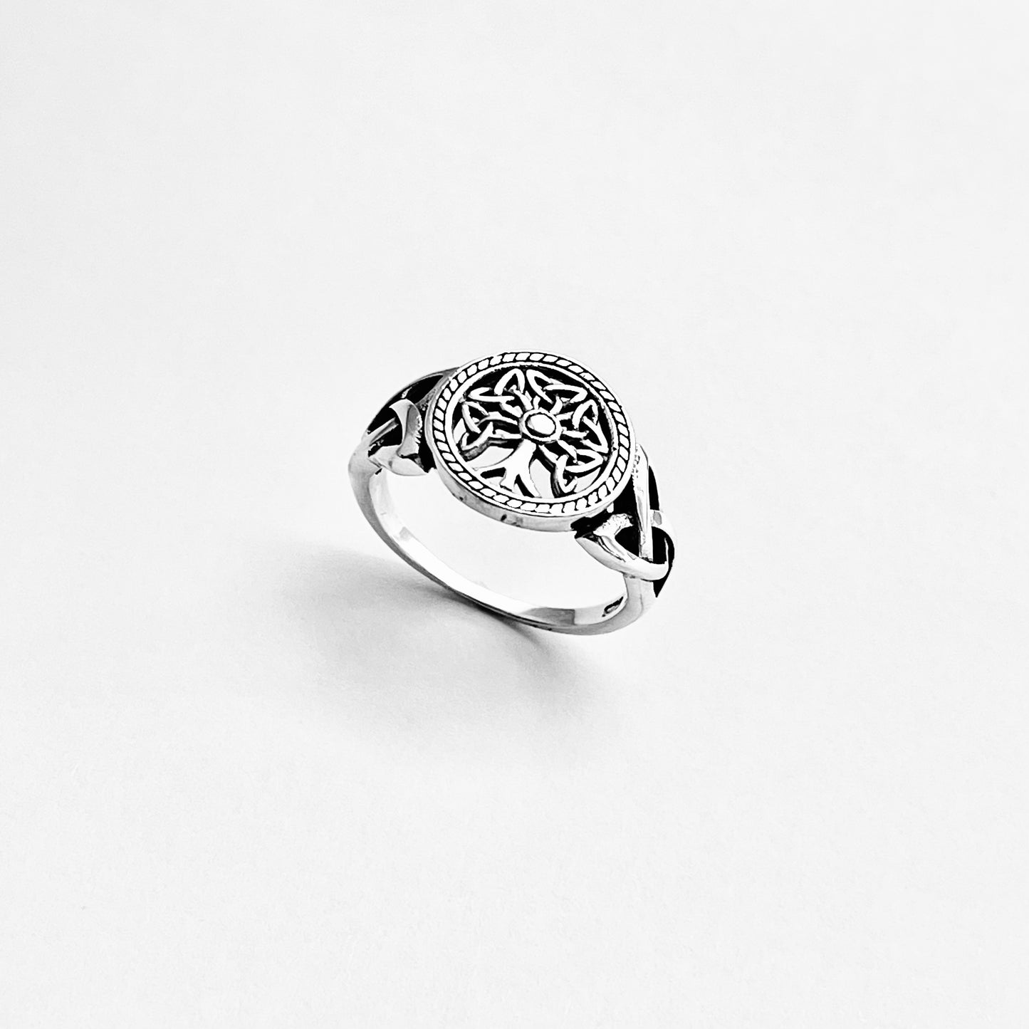 Sterling Silver Little Triquetras Tree of Life Ring with Side Celtic, Fortune Jewelry, Trinity Knots