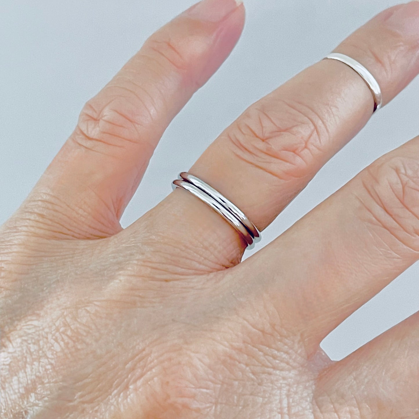 Sterling Silver Minimalist Plain 1.5mm Round Band Ring, Wedding Bands, Stackable Jewelry