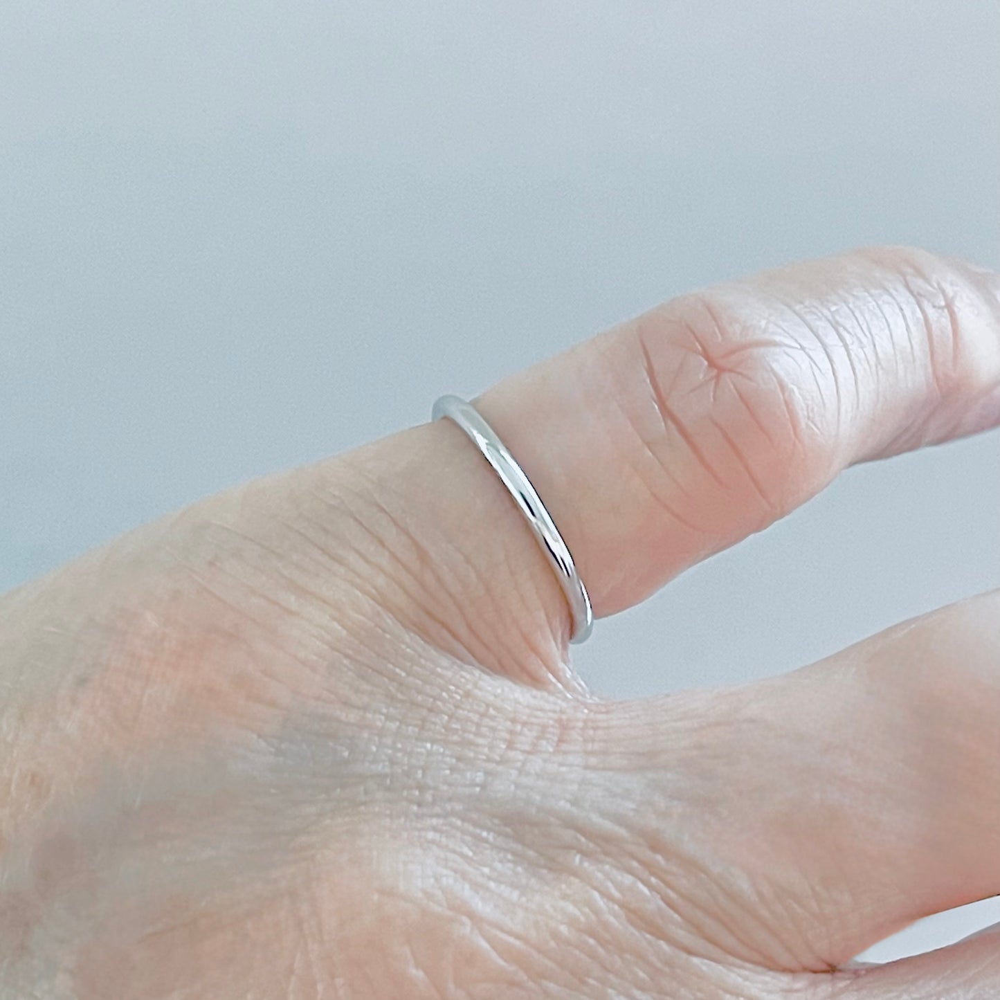 Sterling Silver Minimalist Plain 1.5mm Round Band Ring, Wedding Bands, Stackable Jewelry